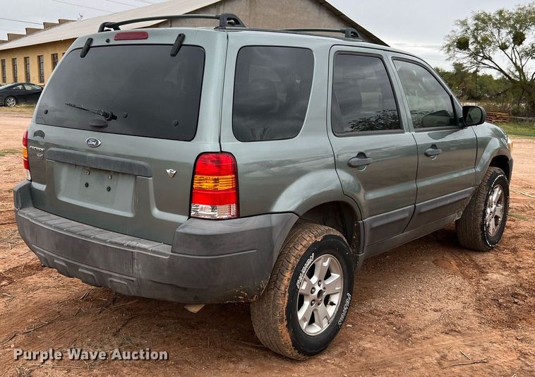 image for item DQ2305 2006 Ford Escape XLT  SUV