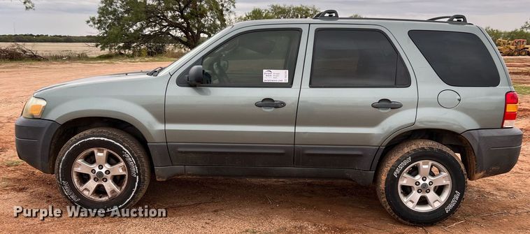 image for item DQ2305 2006 Ford Escape XLT  SUV