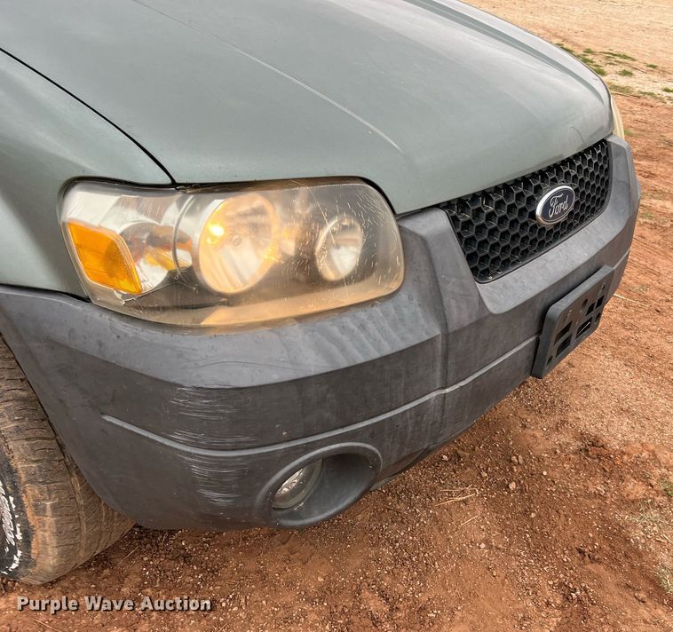 image for item DQ2305 2006 Ford Escape XLT  SUV
