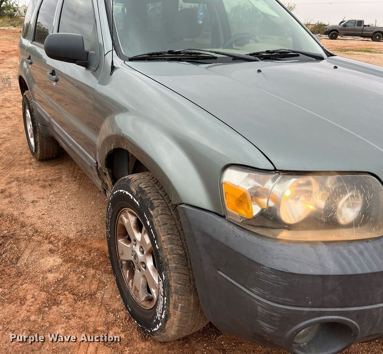 image for item DQ2305 2006 Ford Escape XLT  SUV