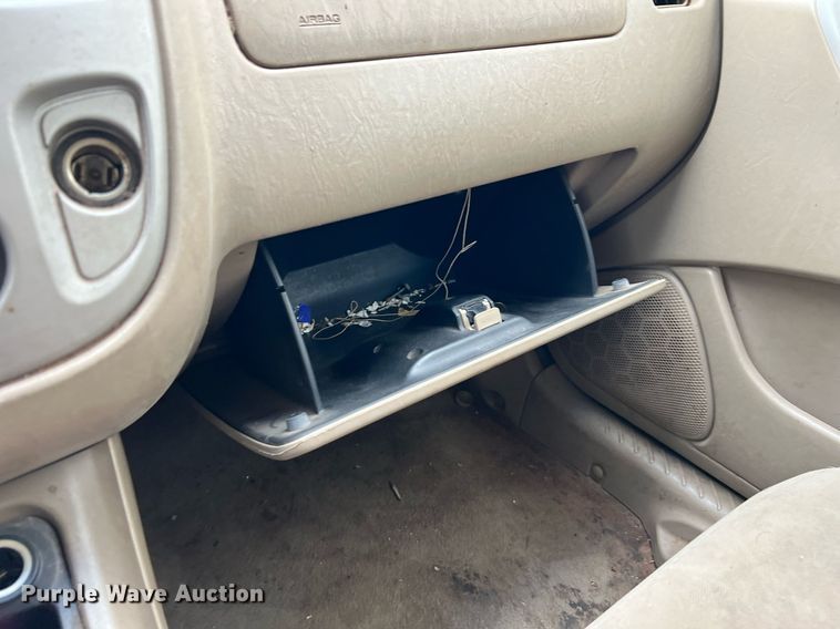 image for item DQ2305 2006 Ford Escape XLT  SUV