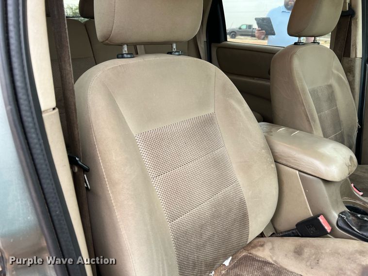 image for item DQ2305 2006 Ford Escape XLT  SUV