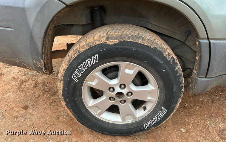 image for item DQ2305 2006 Ford Escape XLT  SUV