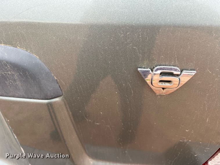 image for item DQ2305 2006 Ford Escape XLT  SUV