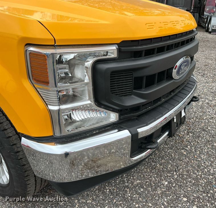 image for item DQ2308 2020 Ford F350 Super Duty  utility bed pickup
