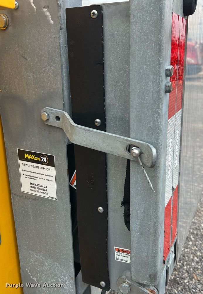 image for item DQ2308 2020 Ford F350 Super Duty  utility bed pickup