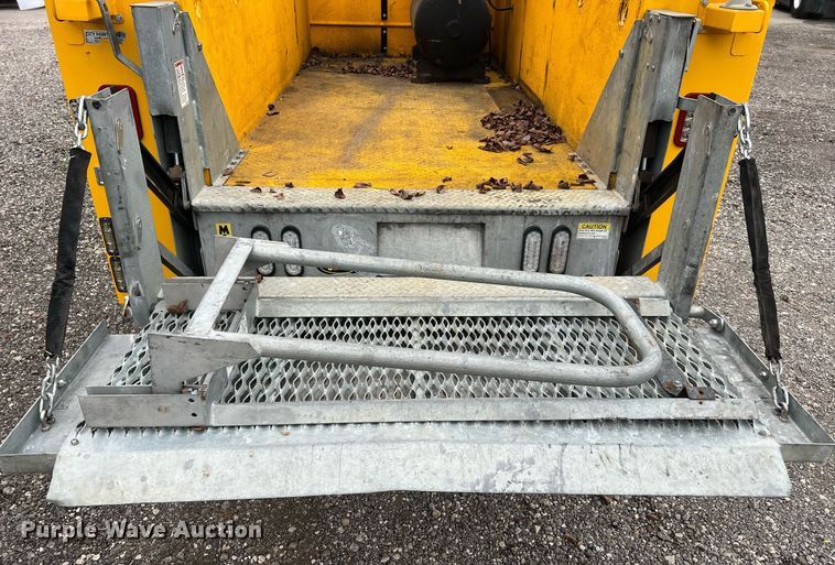 image for item DQ2308 2020 Ford F350 Super Duty  utility bed pickup