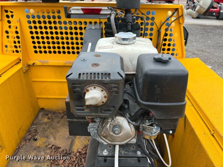 image for item DQ2308 2020 Ford F350 Super Duty  utility bed pickup