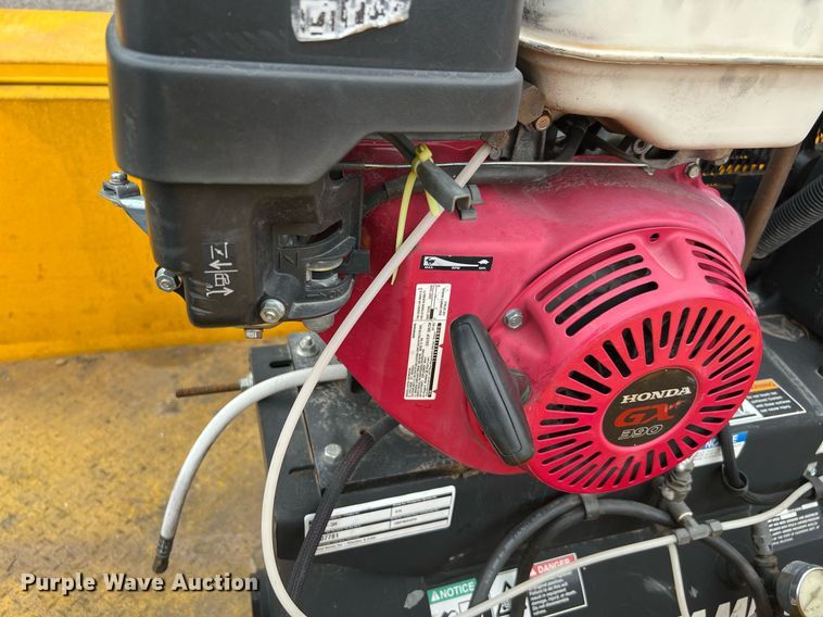 image for item DQ2308 2020 Ford F350 Super Duty  utility bed pickup