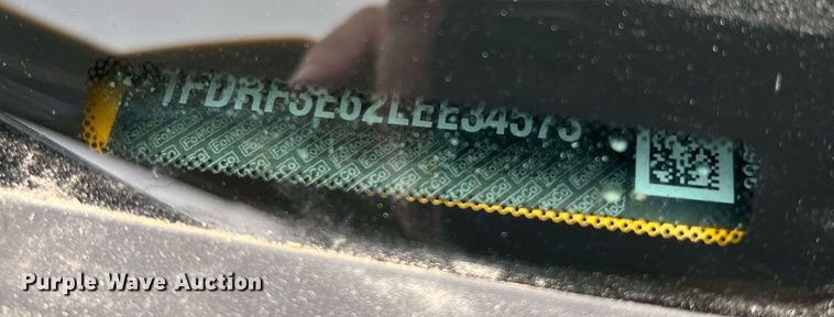 image for item DQ2308 2020 Ford F350 Super Duty  utility bed pickup