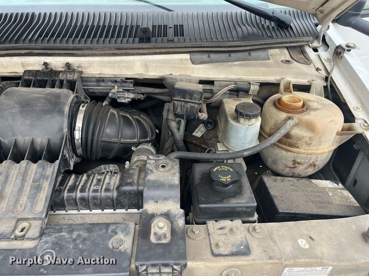 image for item DQ4114 2006 Ford E350 Super Duty  shuttle bus