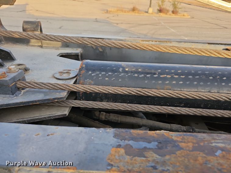 image for item DR5891 2016 Western Star 4700SB  roll-off container truck