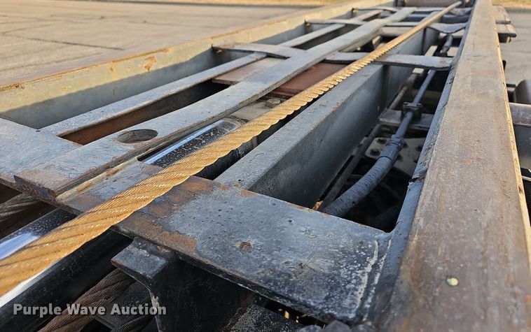 image for item DR5891 2016 Western Star 4700SB  roll-off container truck