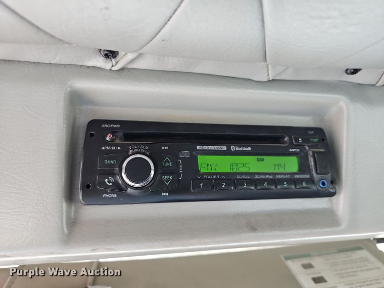 image for item DR5891 2016 Western Star 4700SB  roll-off container truck