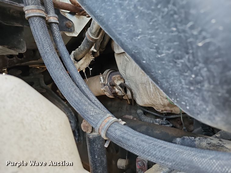 image for item DR5891 2016 Western Star 4700SB  roll-off container truck