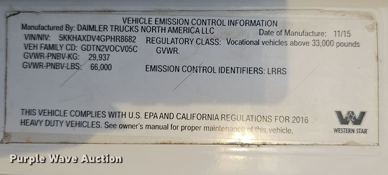 image for item DR5891 2016 Western Star 4700SB  roll-off container truck