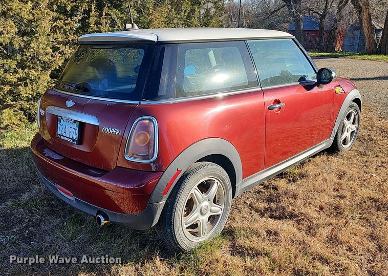 image for item DR5901 2007 Mini Cooper