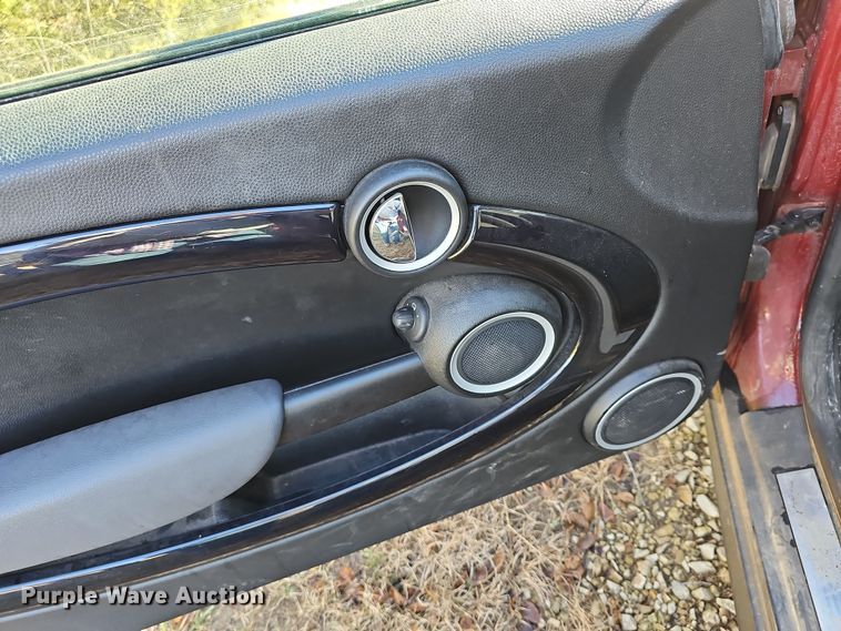 image for item DR5901 2007 Mini Cooper