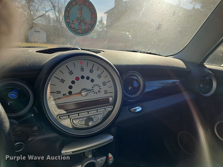 image for item DR5901 2007 Mini Cooper