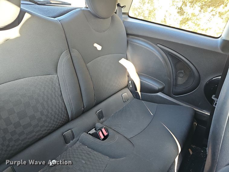 image for item DR5901 2007 Mini Cooper