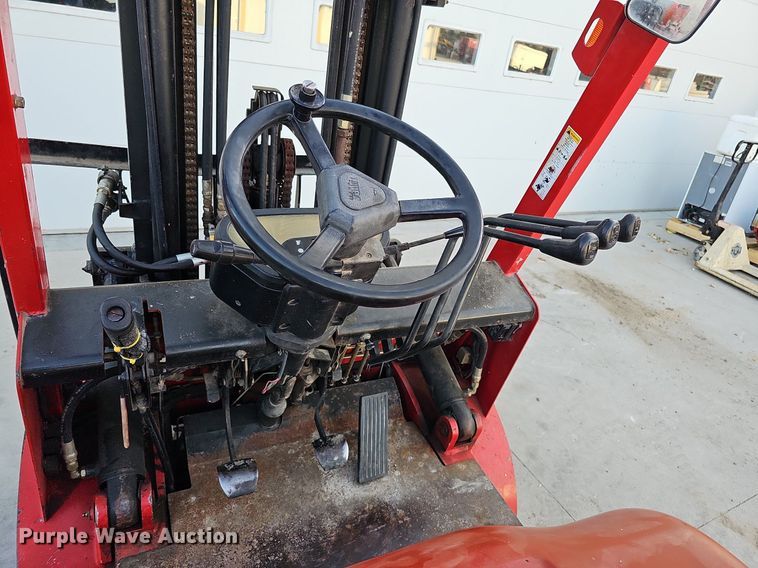 image for item DS5689 Tailift FG25P-GML  forklift