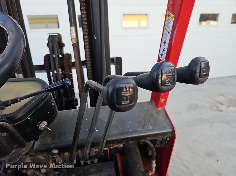 image for item DS5689 Tailift FG25P-GML  forklift