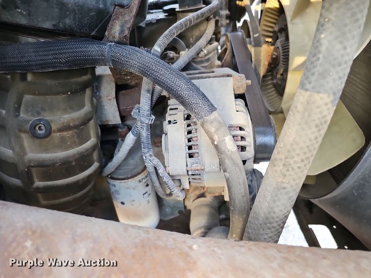 image for item DS5690 2003 Ford F650 Super Duty XLT  dump truck