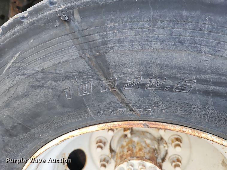 image for item DS5690 2003 Ford F650 Super Duty XLT  dump truck