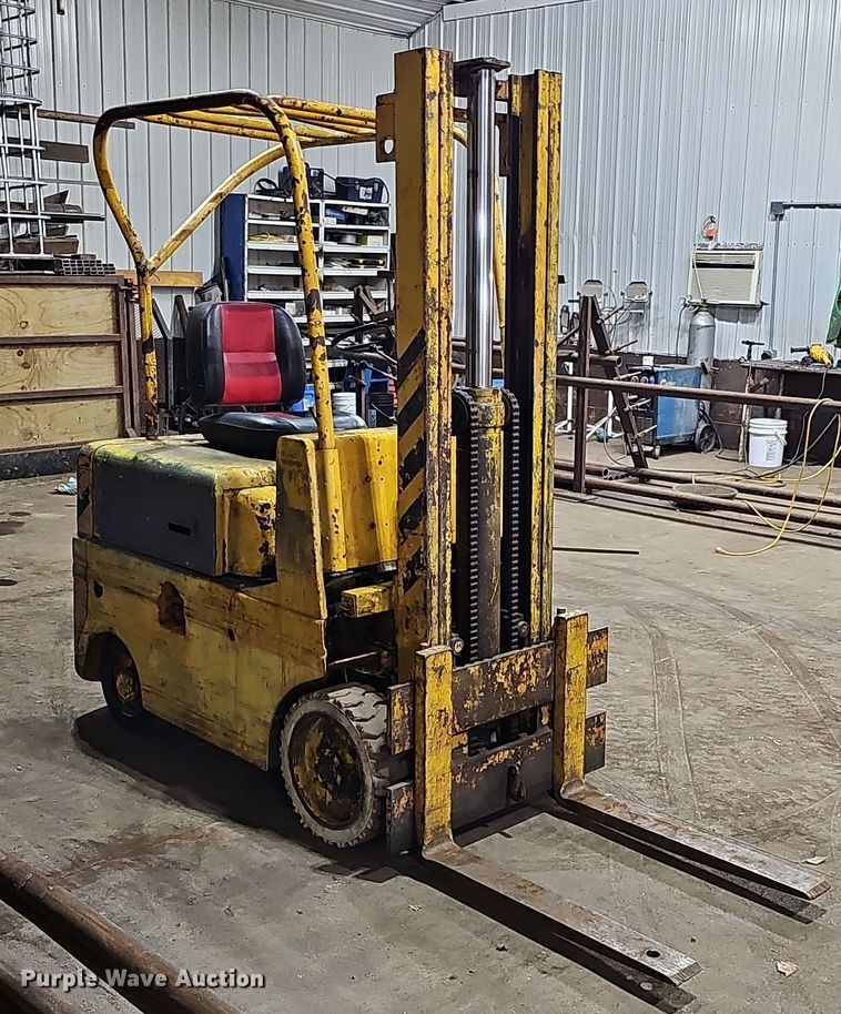 image for item DS5694 1951 Yale & Towne Mfg. Co KG5IT-20H  forklift