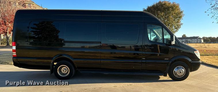 image for item GG9841 2010 Mercedes Benz Sprinter 3500  van