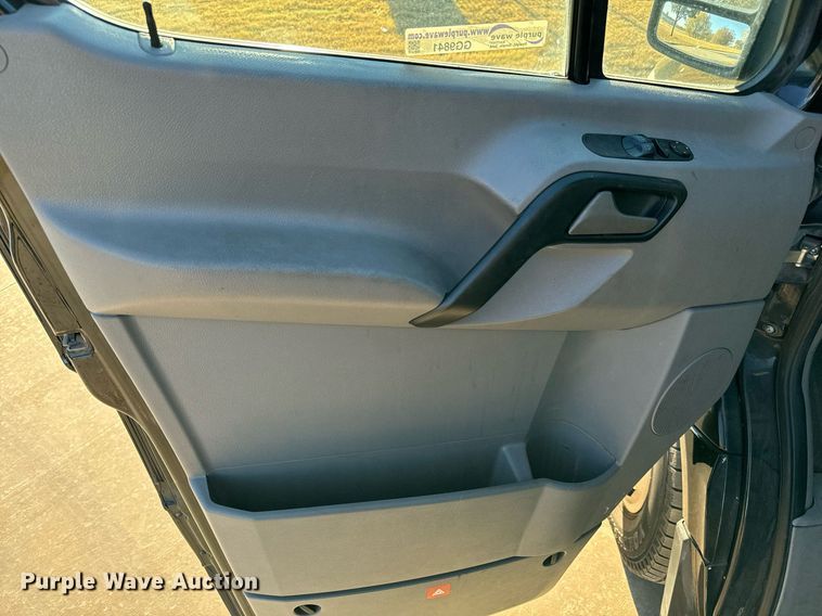 image for item GG9841 2010 Mercedes Benz Sprinter 3500  van