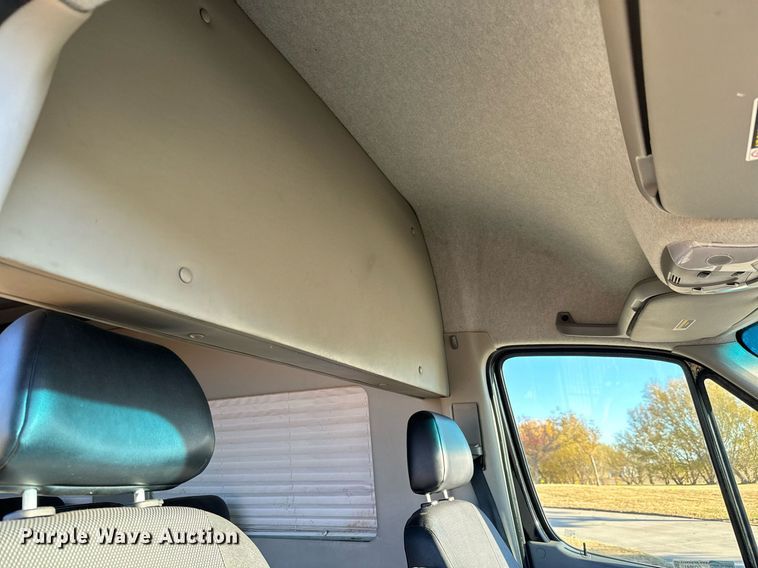 image for item GG9841 2010 Mercedes Benz Sprinter 3500  van