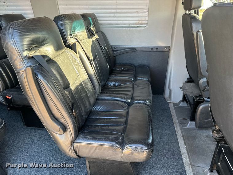 image for item GG9841 2010 Mercedes Benz Sprinter 3500  van