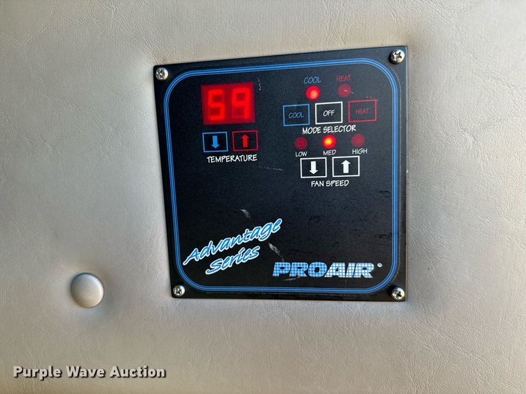 image for item GG9841 2010 Mercedes Benz Sprinter 3500  van