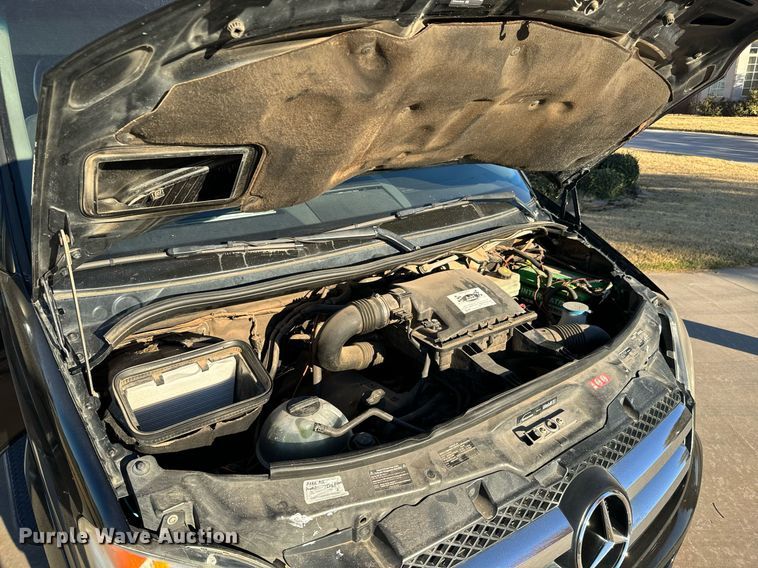 image for item GG9841 2010 Mercedes Benz Sprinter 3500  van