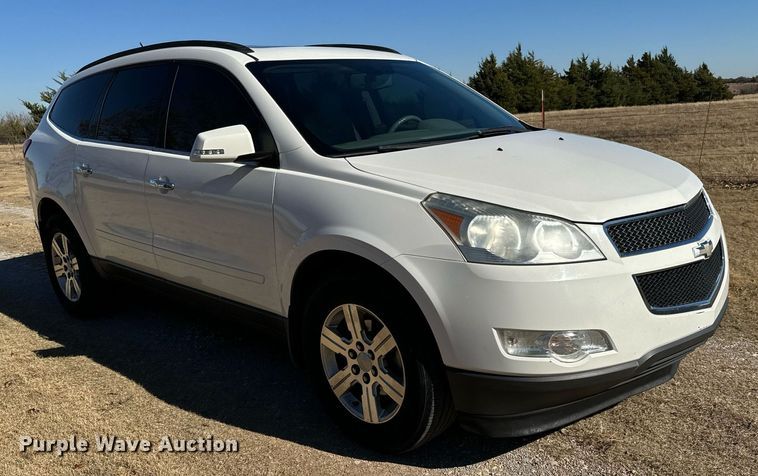 image for item GG9843 2010 Chevrolet Traverse LT  SUV