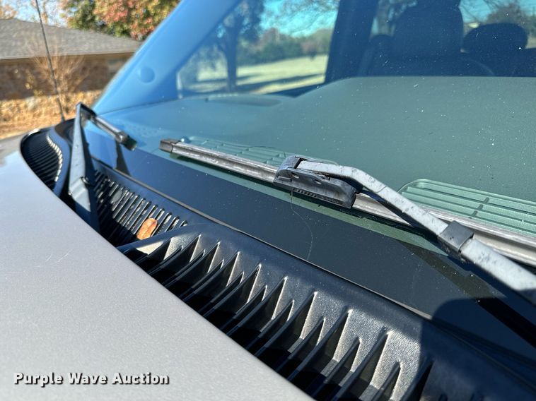 image for item GG9844 2005 GMC Sierra 2500HD  Ext. Cab pickup truck