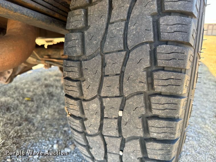 image for item GG9844 2005 GMC Sierra 2500HD  Ext. Cab pickup truck