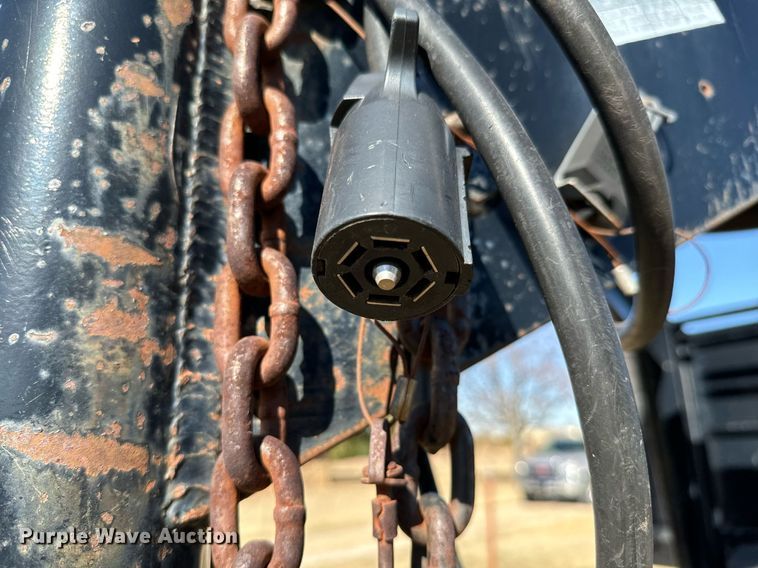 image for item GG9845 2000 Gooseneck  dump trailer