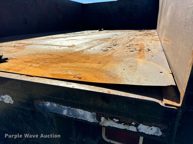 image for item GG9845 2000 Gooseneck  dump trailer