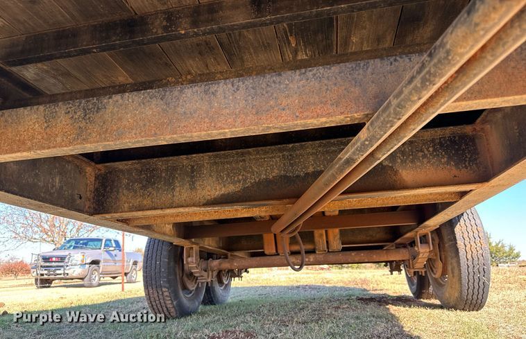 image for item GG9845 2000 Gooseneck  dump trailer