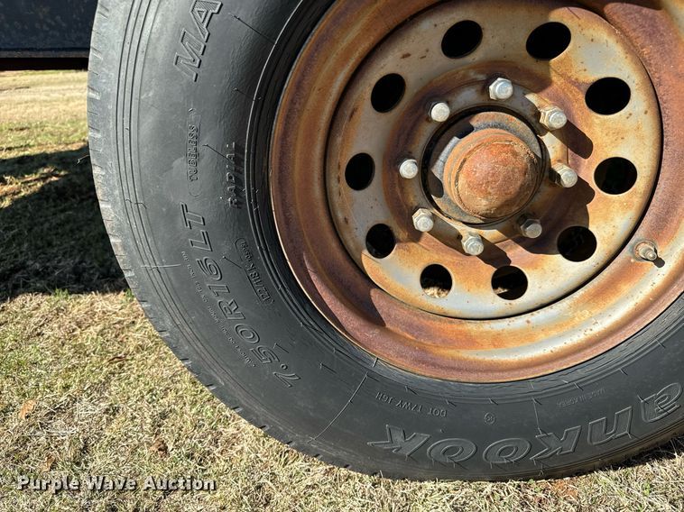 image for item GG9845 2000 Gooseneck  dump trailer