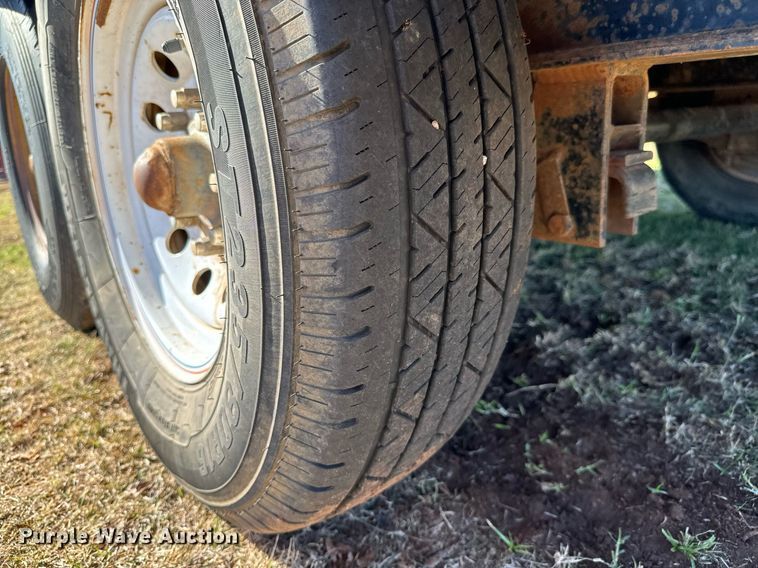 image for item GG9845 2000 Gooseneck  dump trailer