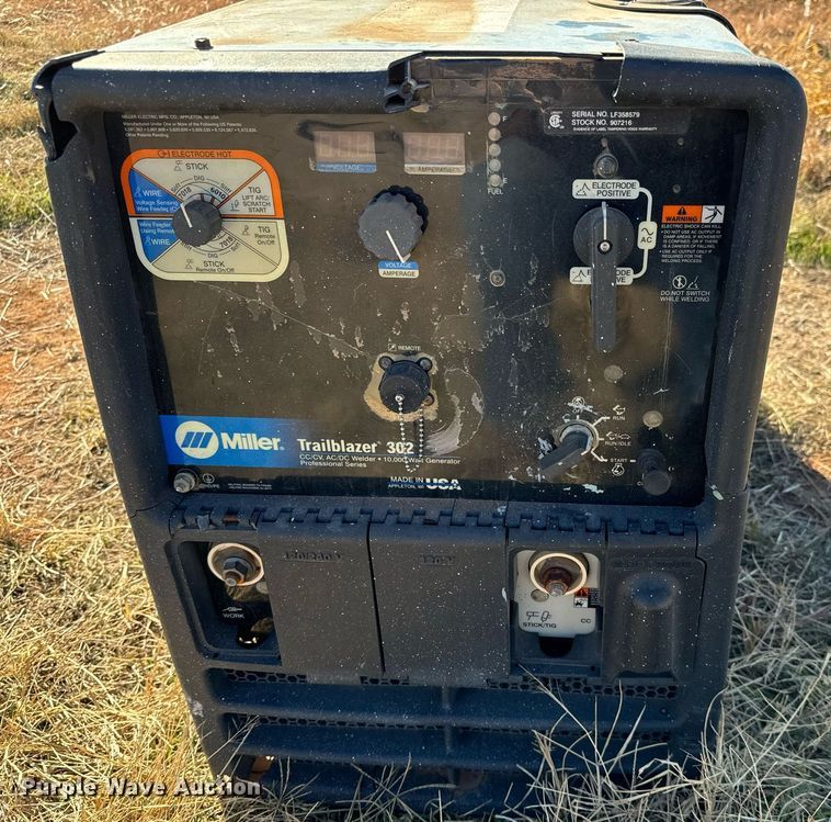 image for item GG9862 Miller Trailblazer 302  welder/generator