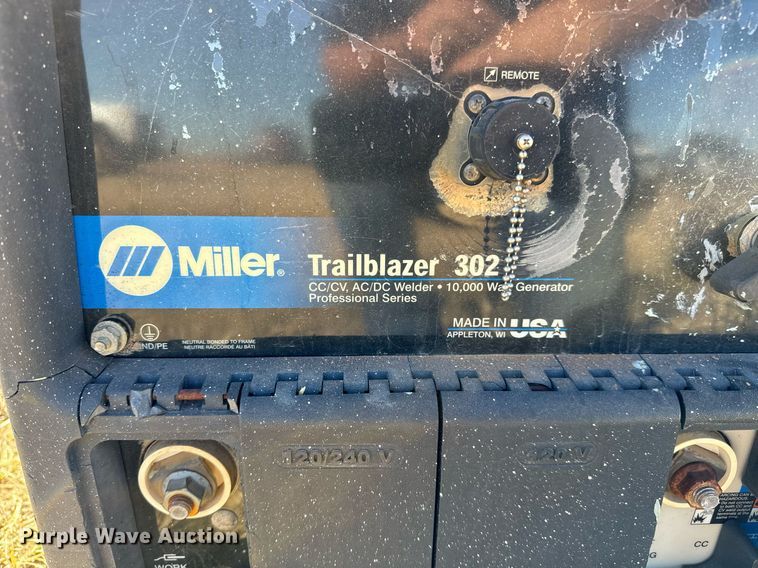 image for item GG9862 Miller Trailblazer 302  welder/generator