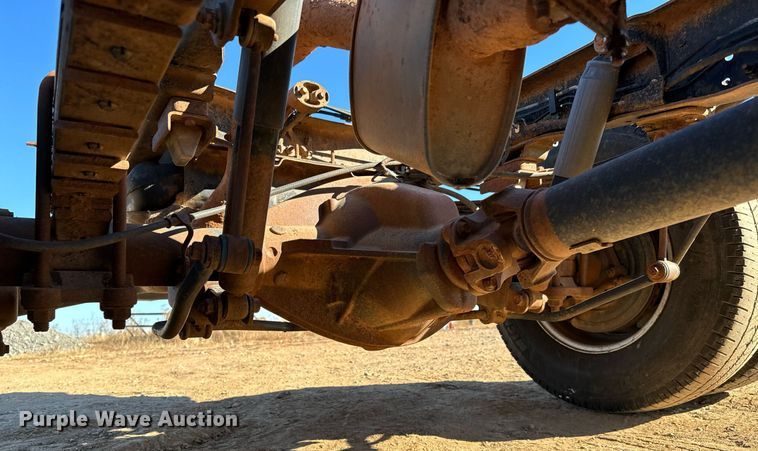 image for item GG9863 2012 Dodge Ram 3500HD  Crew Cab pickup truck cab and chassis