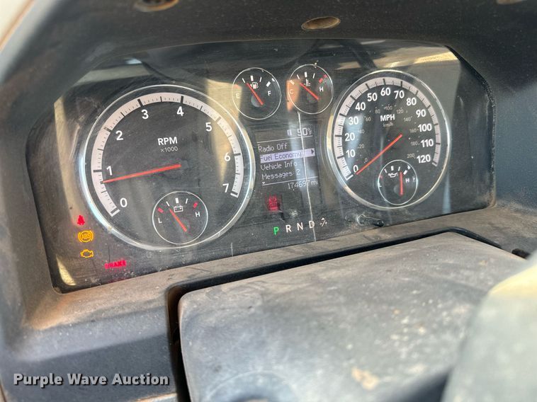 image for item GG9863 2012 Dodge Ram 3500HD  Crew Cab pickup truck cab and chassis