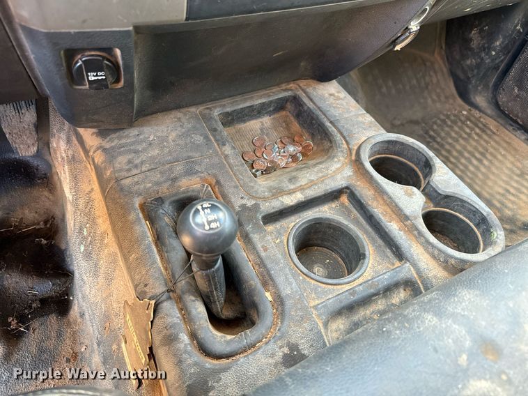 image for item GG9863 2012 Dodge Ram 3500HD  Crew Cab pickup truck cab and chassis