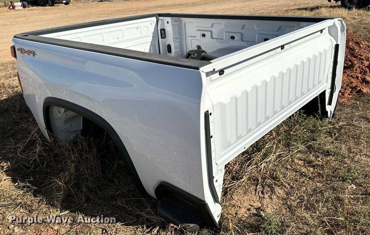 image for item GG9864 Chevrolet Silverado  pickup truck bed