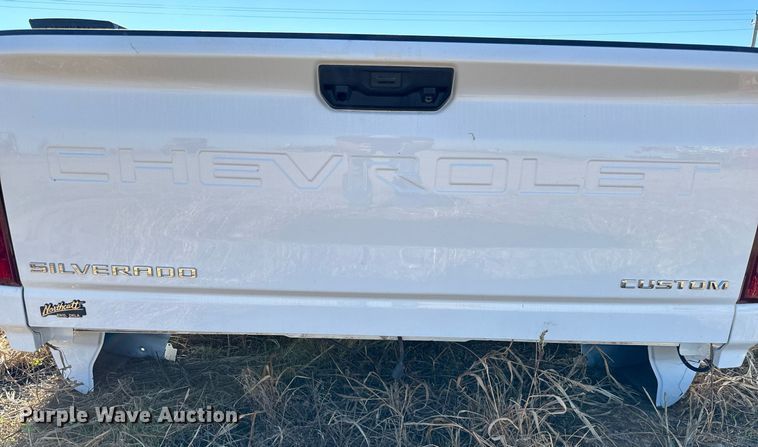 image for item GG9864 Chevrolet Silverado  pickup truck bed